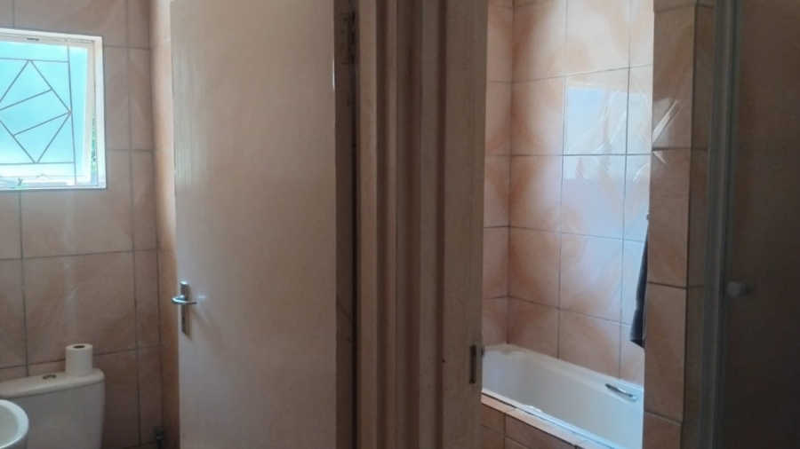 4 Bedroom Property for Sale in Headlands Eastern Cape